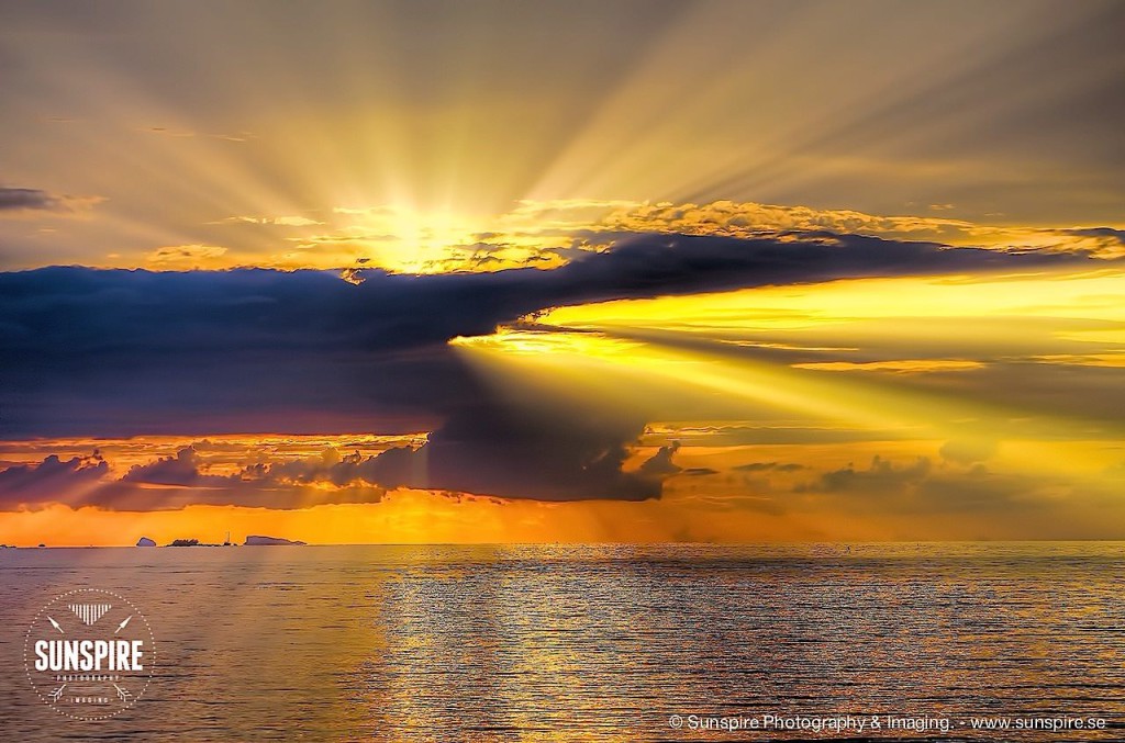 Sunset with godrays, Bo Phut, Koh Samui, Thailand