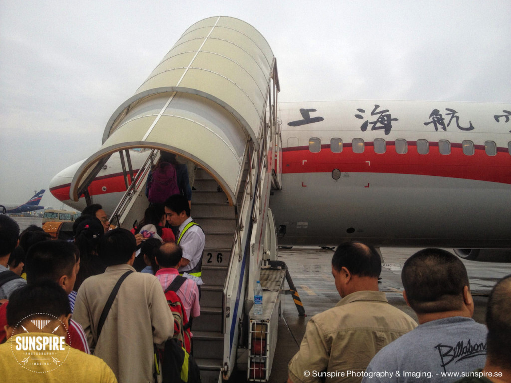 Shanghai Airlines 737-800