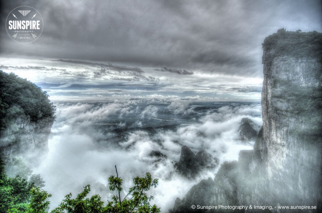 Tianmen dong kai scenic zone and Yu Hu peak
